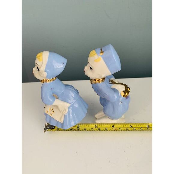 FJS Ceramic Dutch Boy and Milk Maid Kissing Ceramic 6 1/2" Figurines - Picture 5 of 9